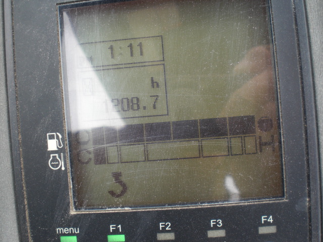 VIO30-6 6L822 20.JPG